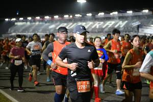 BIB: 817, 27819
                            <button type="button" onclick="openModal(10708398)" class="btn btn-primary btn-sm float-right btn-popup" data-toggle="modal" data-target=".modal-high-quality">
                        <i class="fas fa-shopping-cart"></i> Add to Cart
                    </button>
                                            <button type="button" onclick="isThisMe(10708398, true)" class="btn btn-success btn-sm float-right btn-popup btn-isme hidden" data-toggle="tooltip" data-placement="bottom" title="นี่คือรูปของคุณใช่ไหม คลิกที่นี่เพื่อเอาเข้าอัลบั้ม">
                        <i class="fas fa-plus"></i> Add to album
                    </button>
                    <button type="button" onclick="isThisMe(10708398, false)" class="btn btn-warning btn-sm float-right btn-popup btn-isnotme hidden">
                        <i class="fas fa-ban"></i> Remove from album
                    </button>